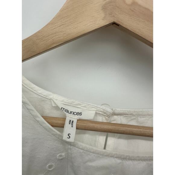 Maurices Womens White Cotton Top Size S MWT Boxy Cottagecore Minimal Eyelet - Picture 5 of 9